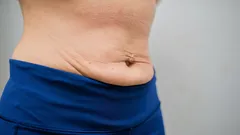 Barriga lisa começa por dentro: treinador revelou 3 exercícios contra as dobras